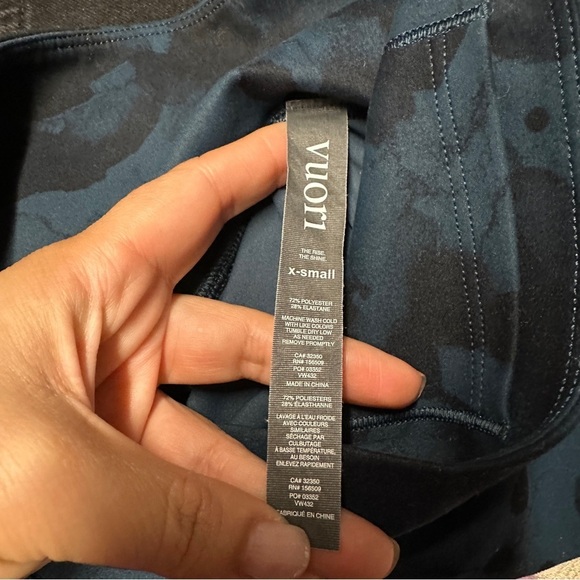 Vuori Studio Printed Leggings High Rise Waterdrop Blue camo Size XS - Picture 3 of 8